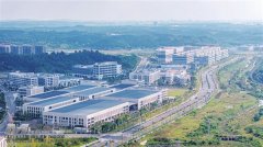 实正实现创客拎包入驻、分心研